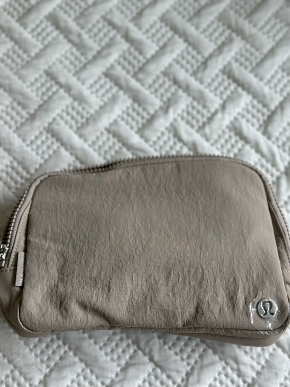 Lululemon Beige Travel Pouch NWT